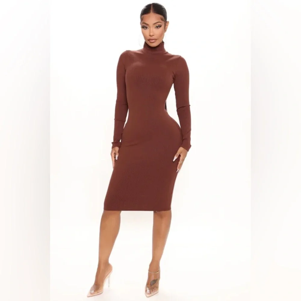 NWT Fashion Nova Layla Snatched Midi Dress - Chestnut - Picture 1 of 5